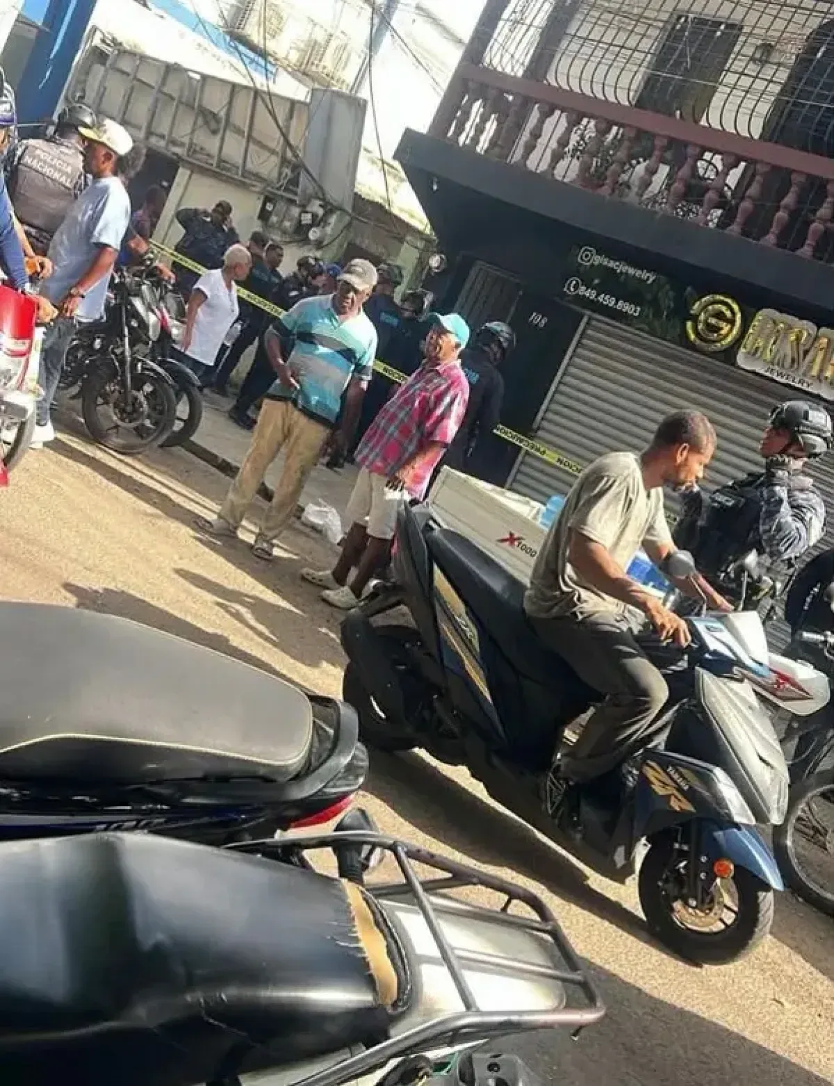 Asalto a joyería en Villa Juana deja una persona herida