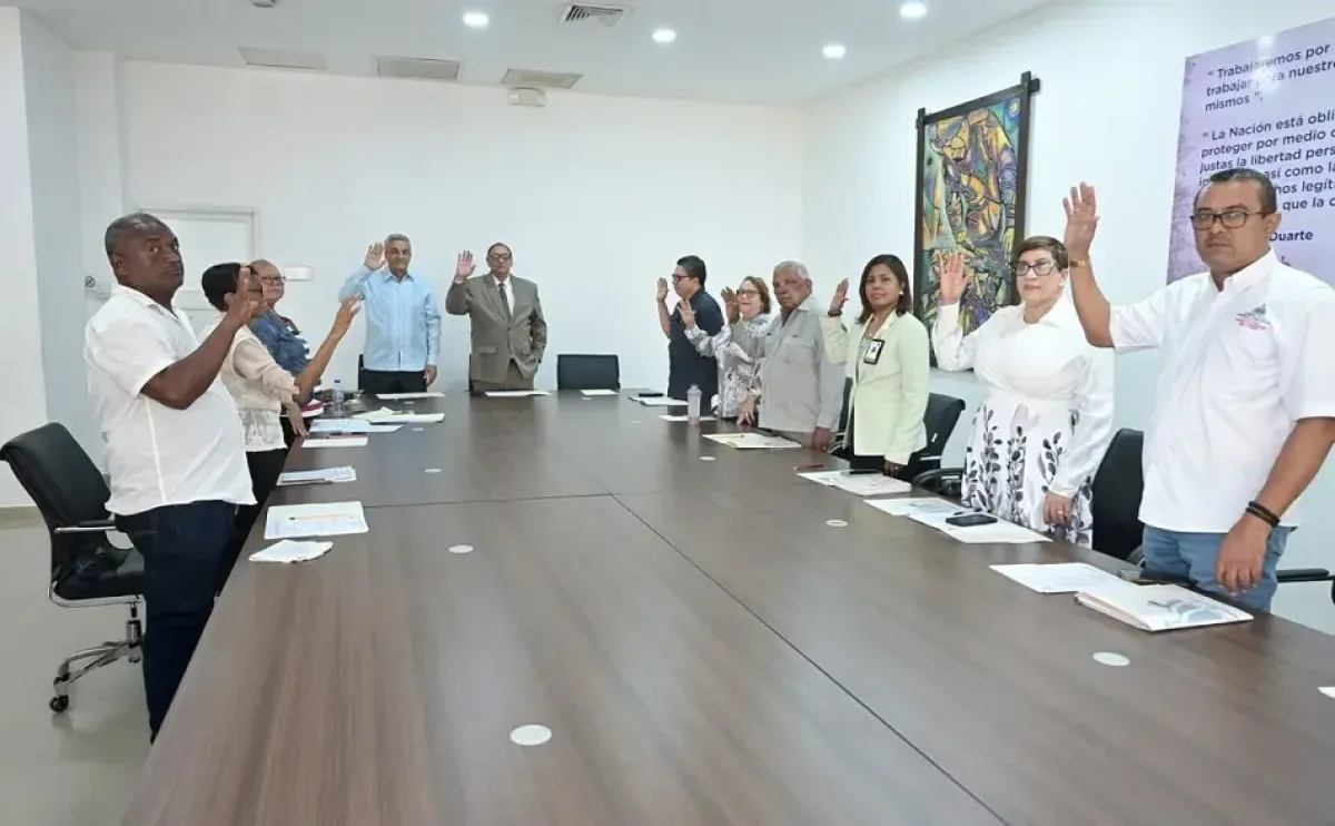 Ministerio de Trabajo aprueba aumento salarial del 25% para operadores de máquinas pesadas en agricultura