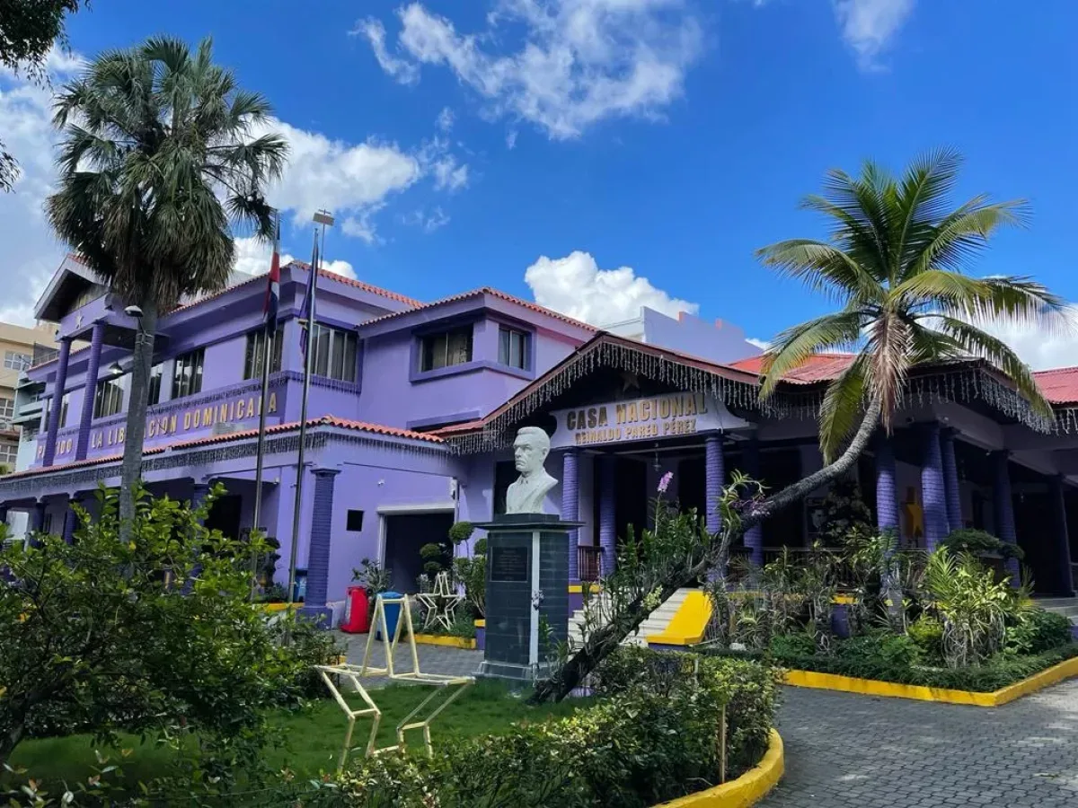 PLD aplaza asamblea para definir detalles de la Consulta Presidencial 2026