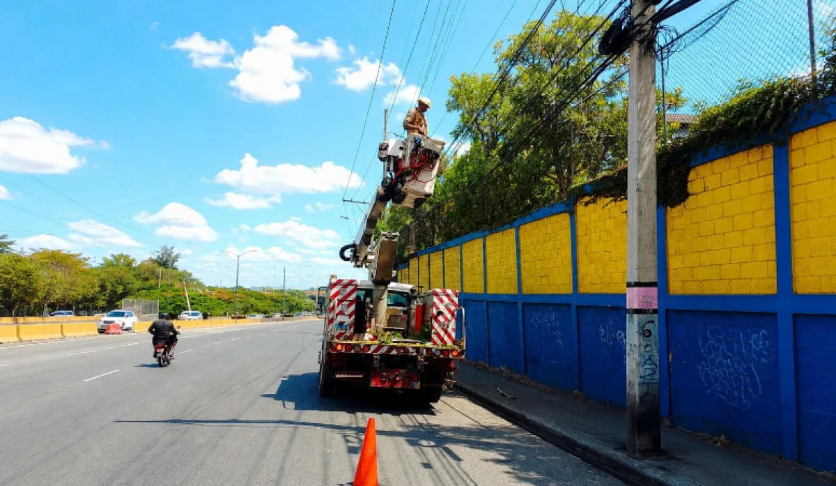 Edeeste invertirá RD$843 millones en rehabilitación de redes eléctricas en Capotillo