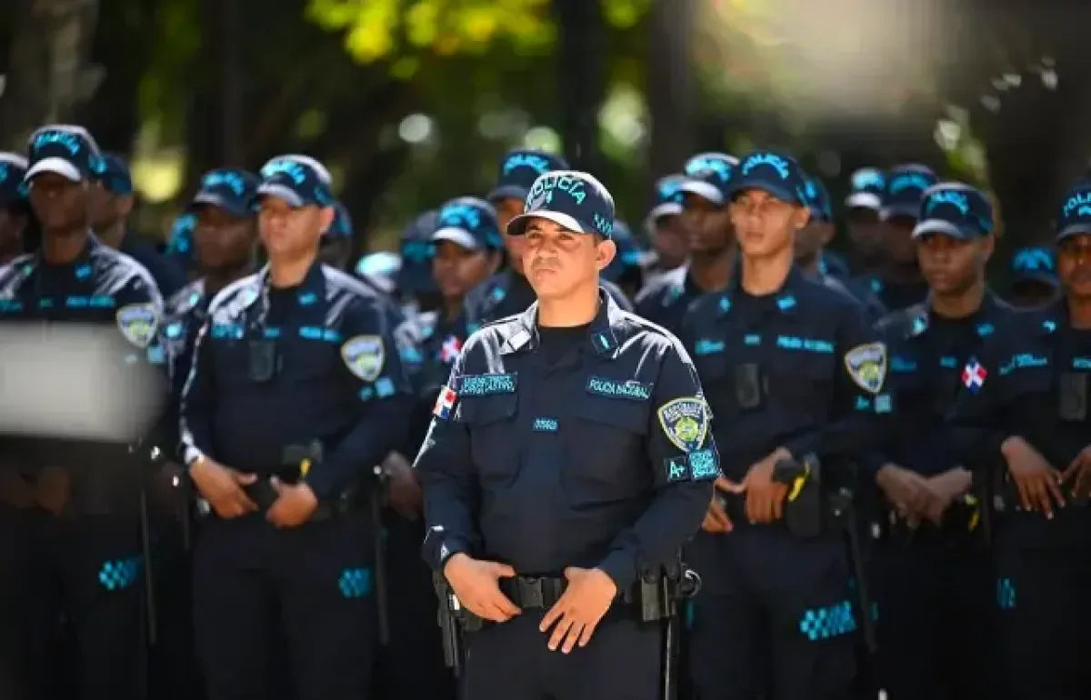 Policía Nacional lanza 'Ruta Azul' para reforzar patrullaje a pie en el Distrito Nacional