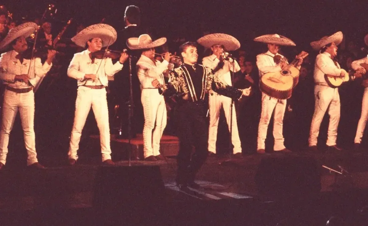 Juan Gabriel: estreno de película con imágenes inéditas del concierto en Bellas Artes