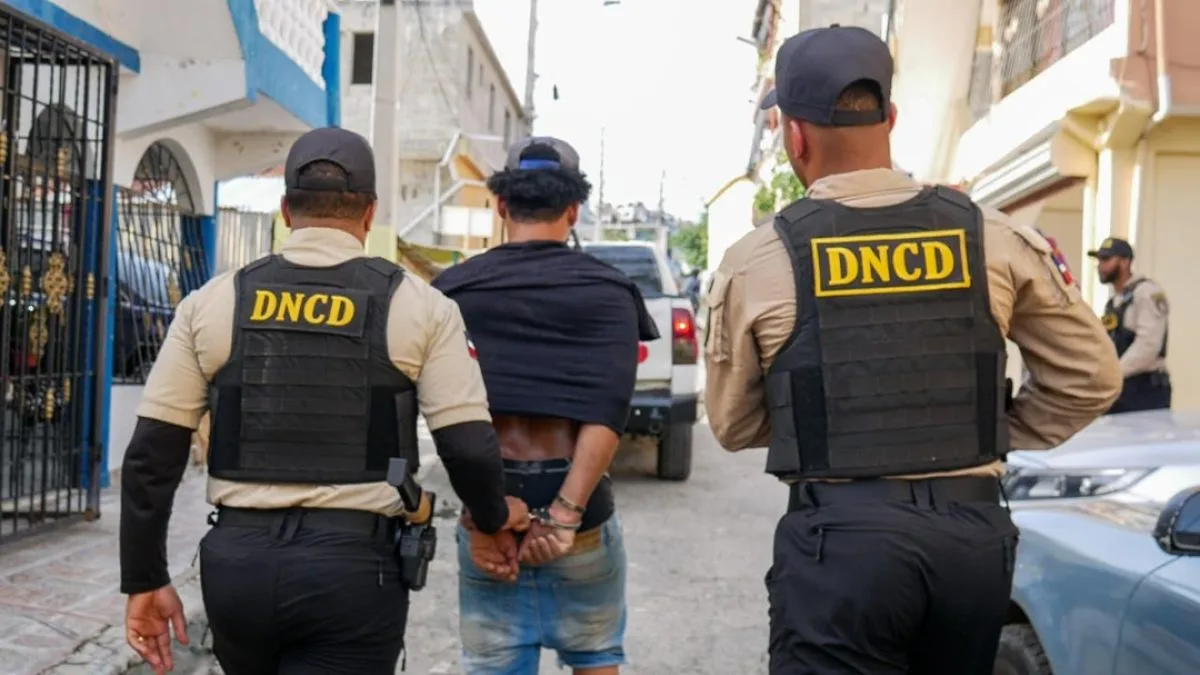 DNCD incauta más de 934 kilos de drogas y detiene a 3,465 personas en agosto