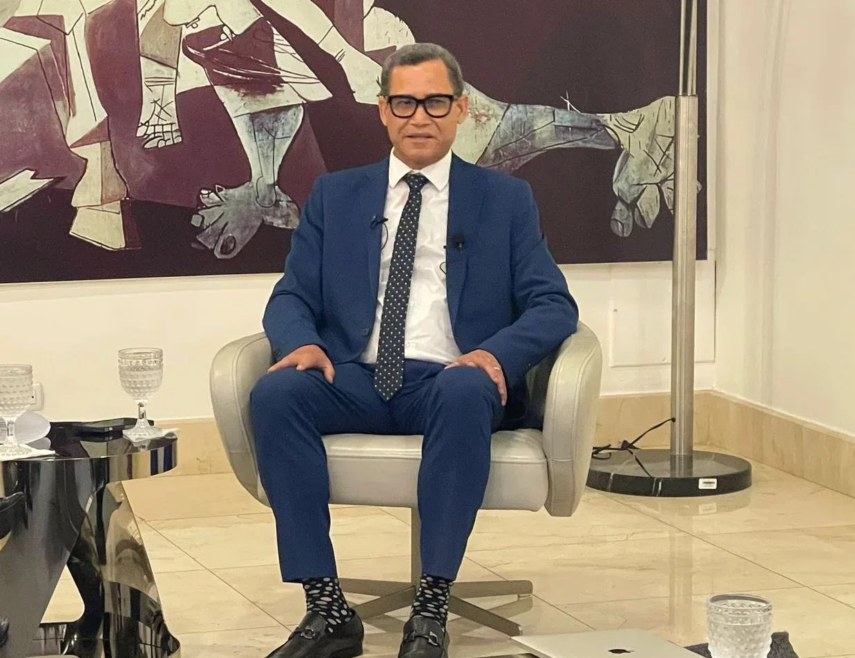 Ministro de Trabajo exige derechos laborales para trabajadores de plataformas digitales