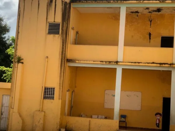 ADP alerta sobre deterioro de escuelas y pide intervención urgente para inicio de clases