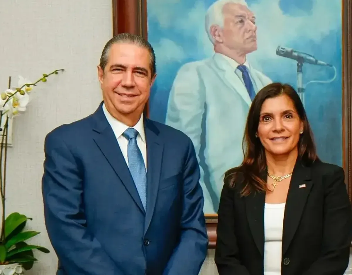 Dirigentes PLD-NY valoran positivamente visita de embajadora EE.UU. a aspirante presidencial FJG