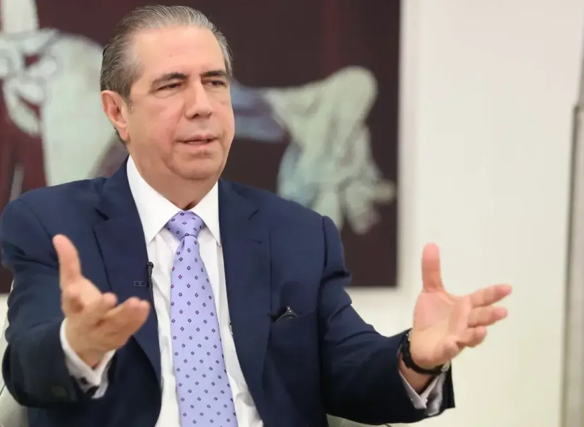PLD suspende consulta presidencial tras posible retiro de Francisco Javier García