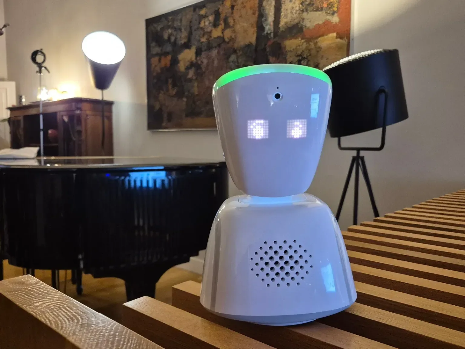 Robots AV1 permiten a niños con cáncer seguir clases desde casa o hospital
