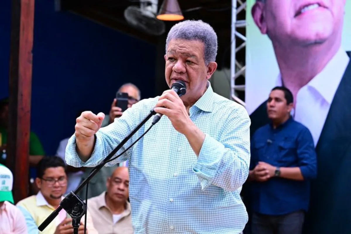 Leonel Fernández critica apagones y asegura que no se ha continuado proyecto de 24 horas
