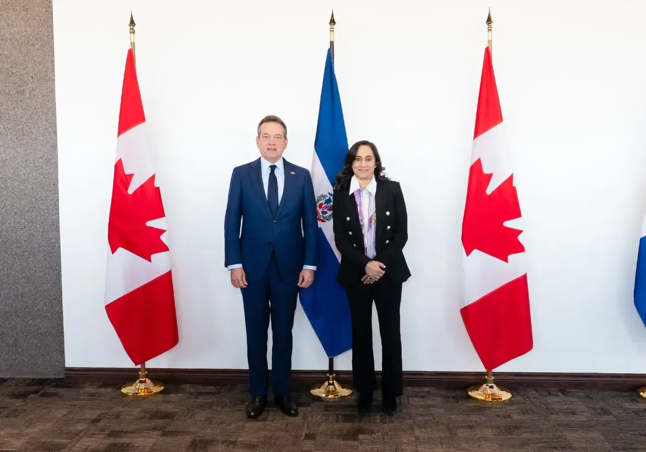 RD y Canadá firman acuerdo de cooperación en seguridad aérea y comercio bilateral