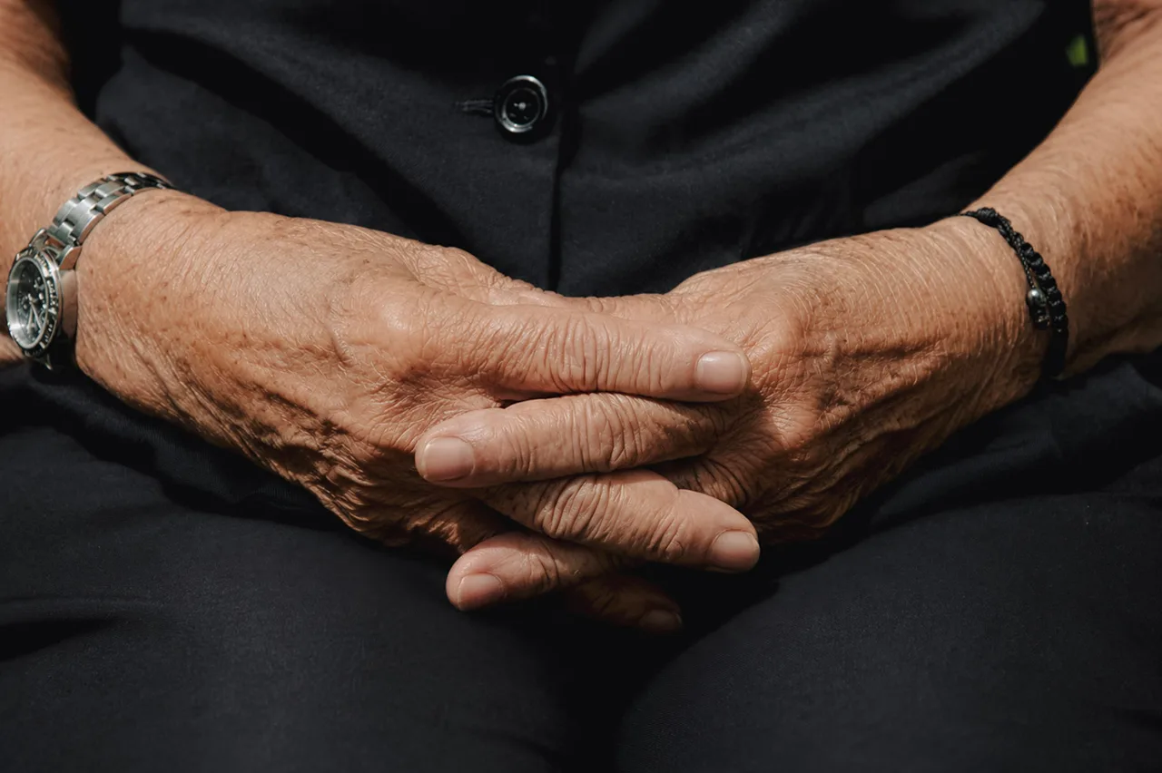 Estudio dominicano vincula microbiota intestinal con deterioro cognitivo en adultos mayores