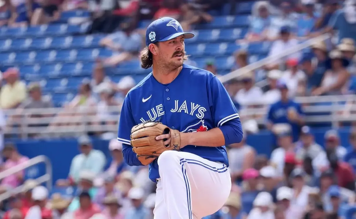 Leones del Escogido firman a lanzadores Jackson Rees y Reid VanScoter para temporada 2026-27