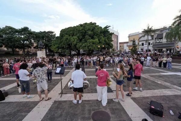 Jóvenes de la NYO2 del Carnegie Hall ofrecen flashmob y conciertos en República Dominicana