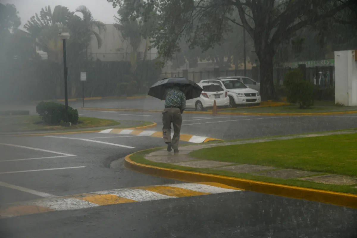 INDOMET alerta por lluvias intensas y posibles inundaciones en RD este lunes