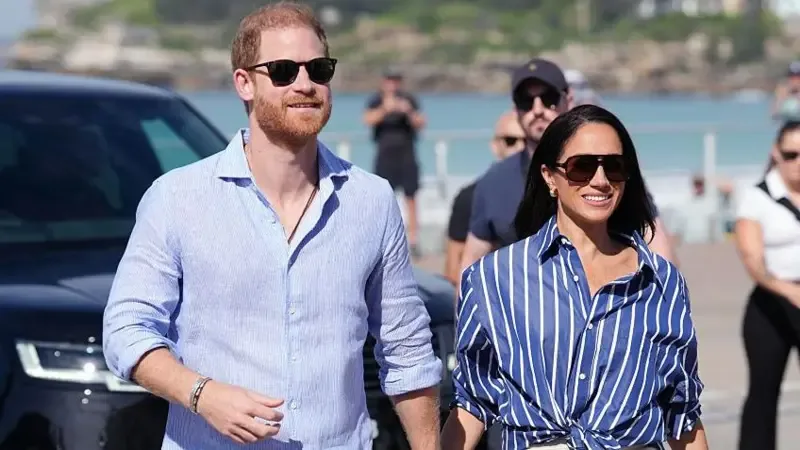 El príncipe Harry y Meghan planean regresar al Reino Unido con sus hijos