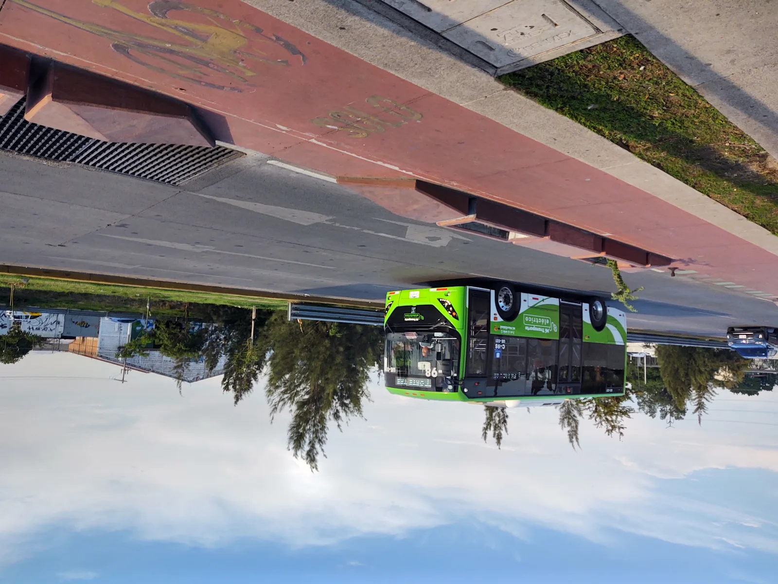 Ciudad Colonial lanza transporte eléctrico y reabre el Alcázar de Colón tras renovación