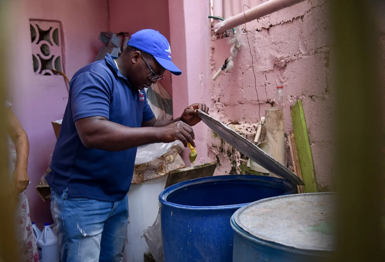 Salud Pública intensifica lucha contra el dengue y pide eliminar criaderos en hogares