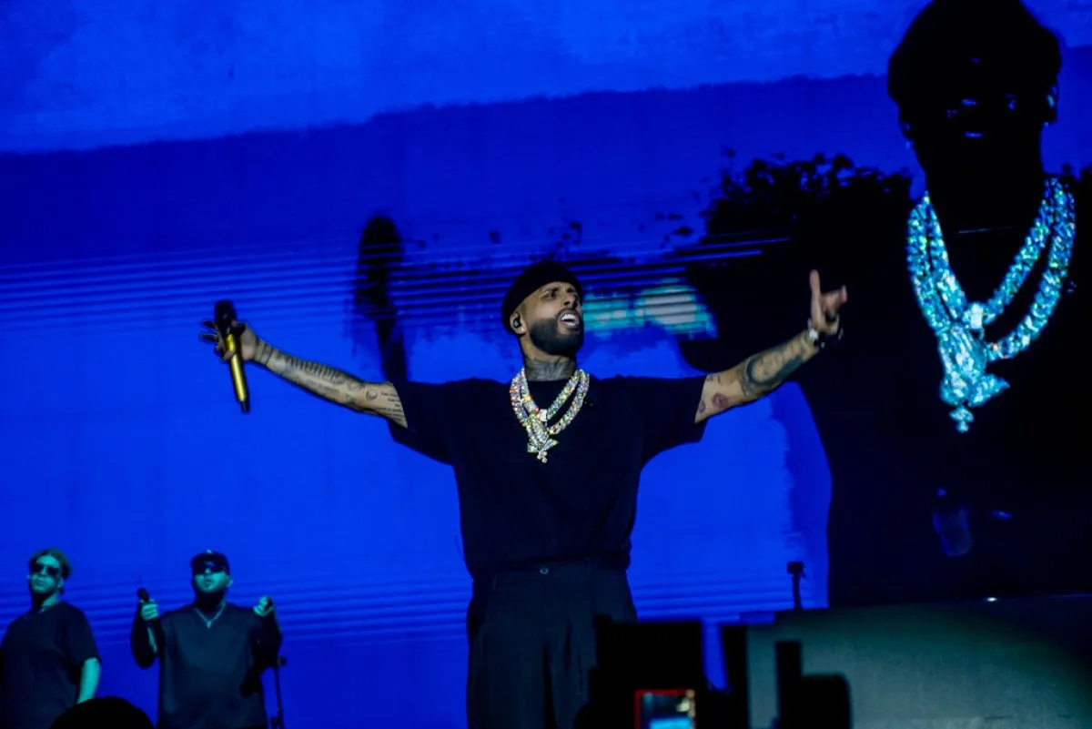 Nicky Jam repasó su trayectoria musical en concierto en Santo Domingo