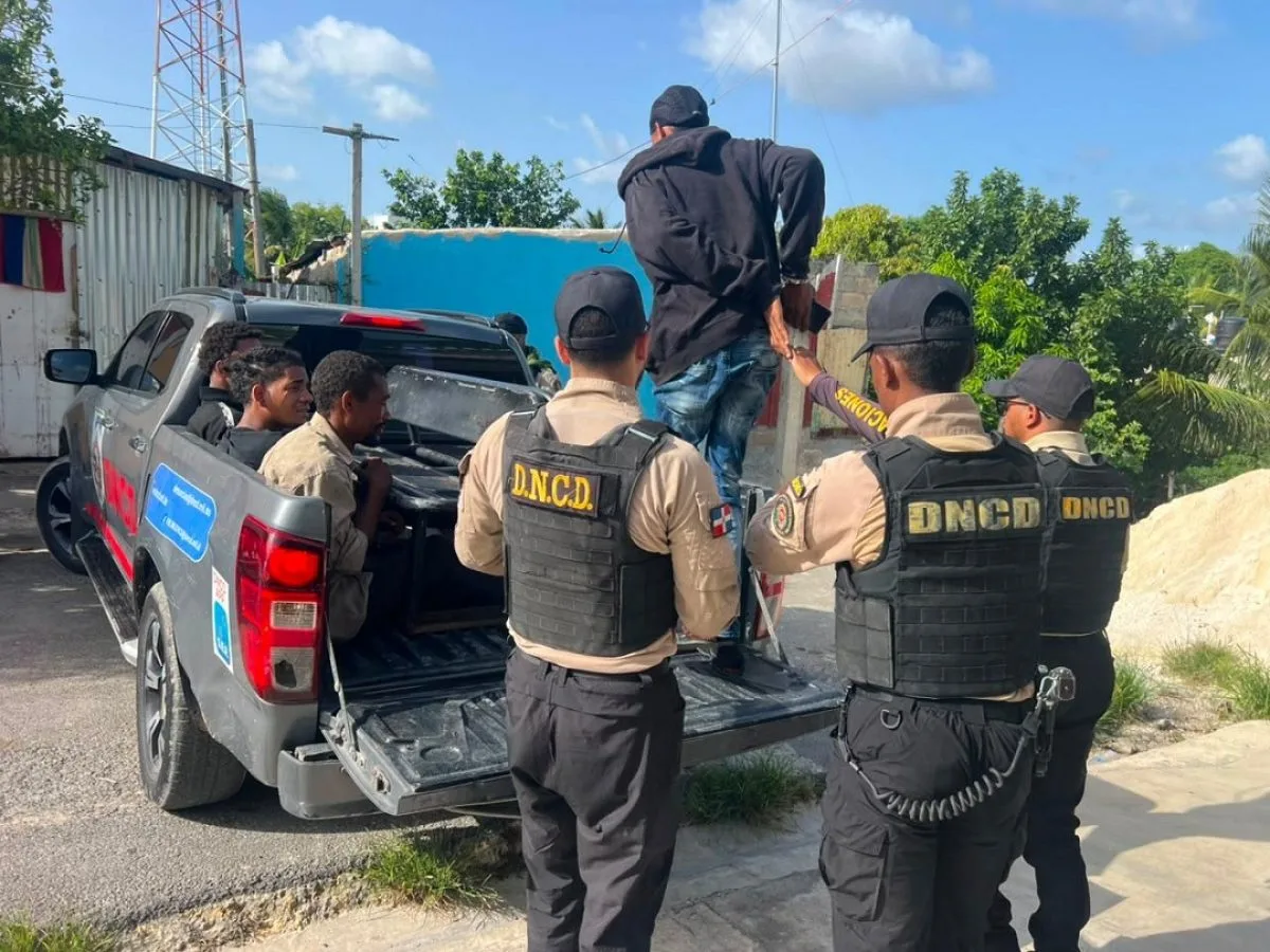 DNCD incauta más de 19 kg de drogas y detiene a 113 personas en operativos en el Este