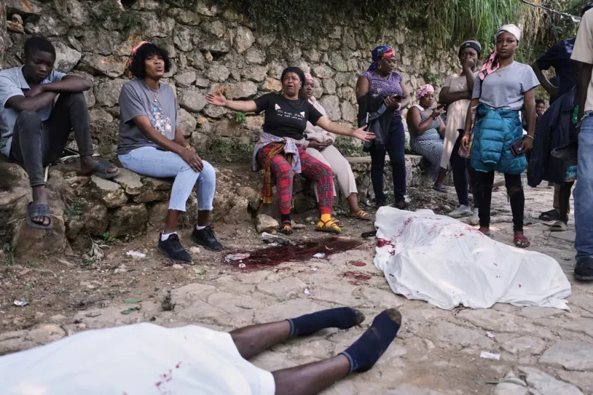 Pandilla libera a 13 personas tras ataque mortal en Kenscoff, Haití