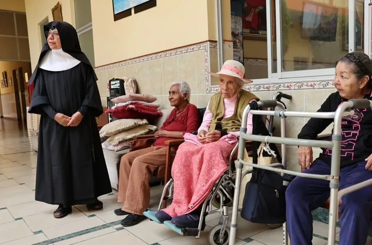 La visita del Papa León XIV a un hogar de ancianos en el Callao renueva la esperanza de sus residentes
