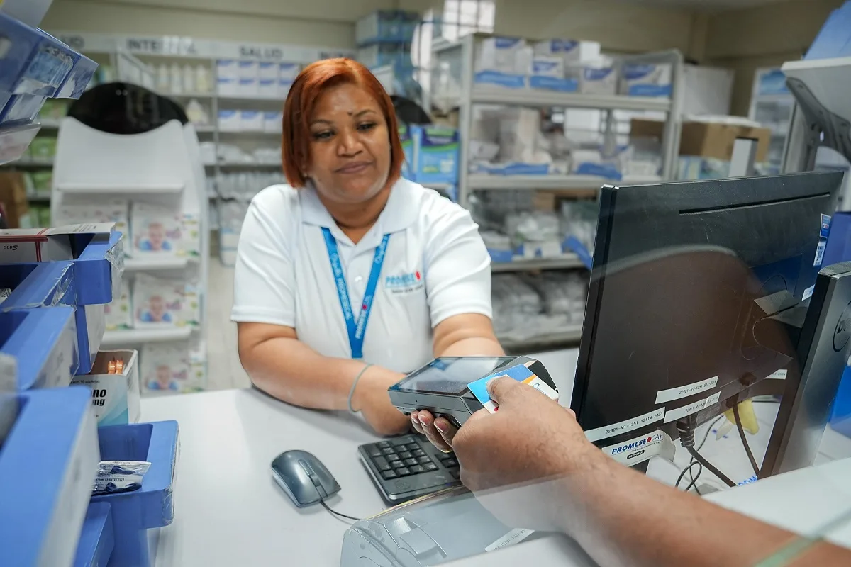PROMESE/CAL lanza plan piloto de pago con tarjetas en Farmacias del Pueblo