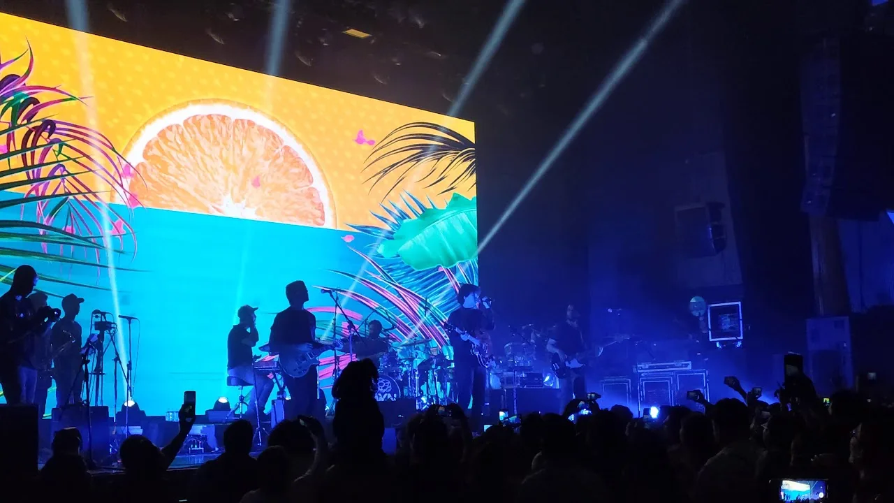 Rawayana cumple apuesta con Tatis Jr. y ofrece concierto histórico en Santiago