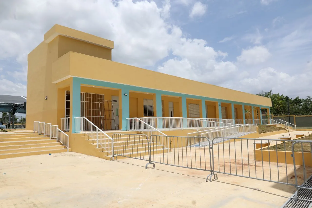 Abinader inaugurará año escolar 2026-2027 en Santo Domingo Este mientras escuelas ultiman preparativos