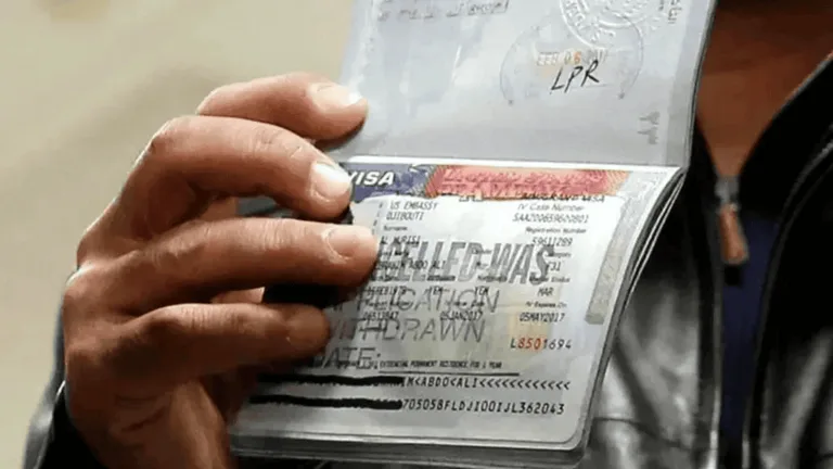 EE.UU. suspende temporalmente citas para visas de inmigrante por nuevo entrenamiento consular