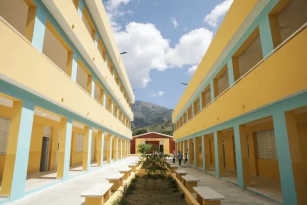Dirección de Infraestructuras Escolares avanza en entrega de aulas y preparativos para año escolar 2026-2027