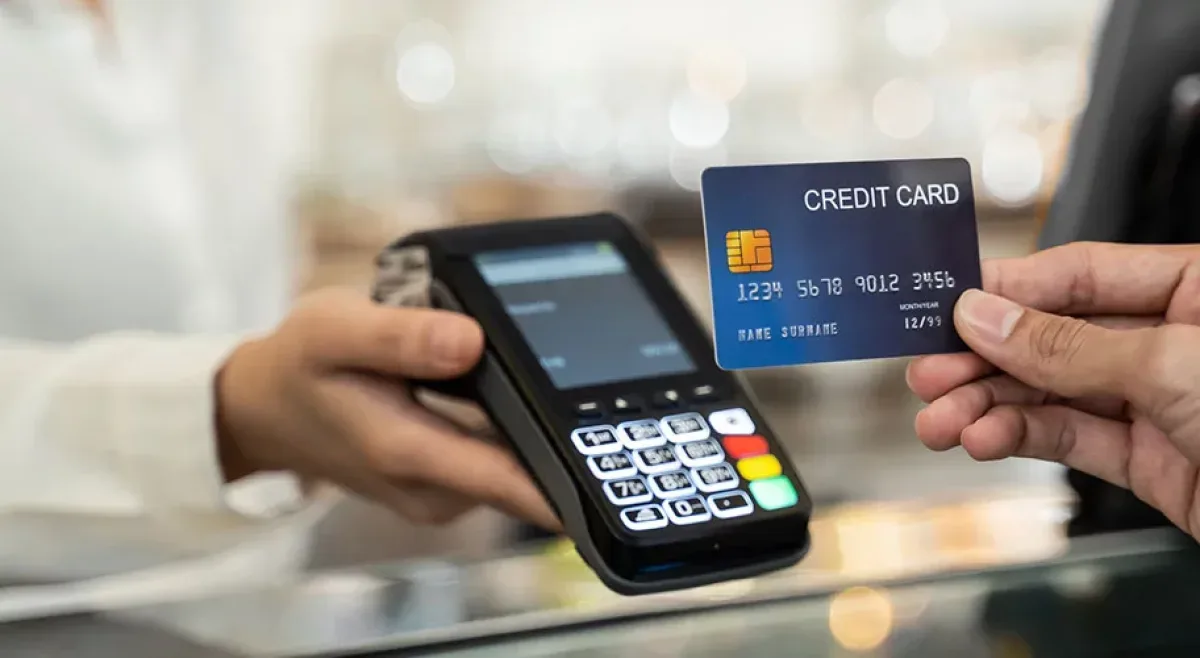 Cómo usar la tarjeta de crédito de forma responsable y evitar deudas innecesarias