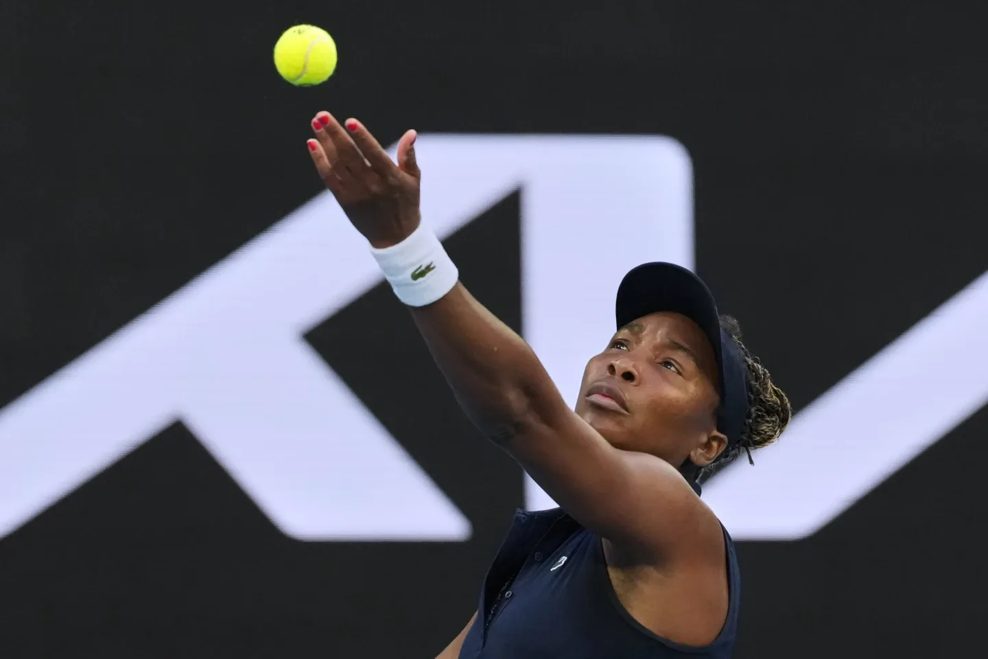 Venus Williams cae en primera ronda del US Open 2025 tras partido histórico de madrugada