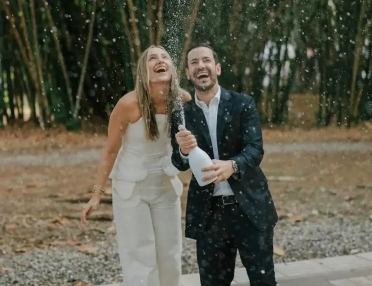 Carlos Durán y Zoe Roberta se casan en ceremonia religiosa en Santo Domingo