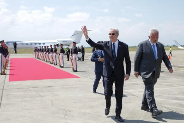 Presidente Abinader asiste a investidura de Abelardo de la Espriella en Cali