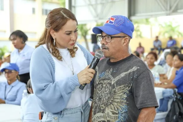 Familias de Hato Mayor solicitan aumento de subsidios y ampliación de cobertura social