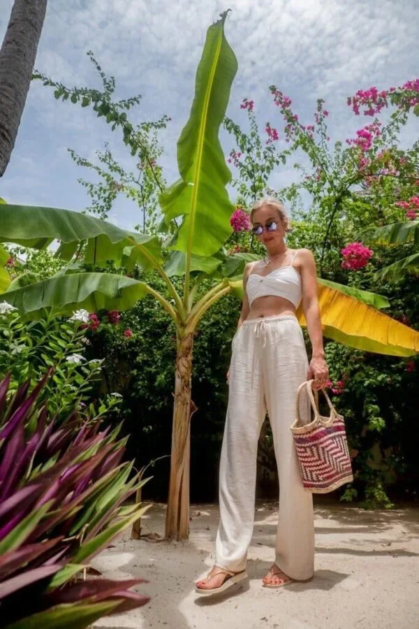 Ropa ideal para agosto en República Dominicana: tejidos y colores para combatir el calor