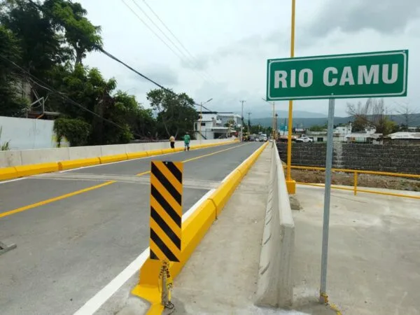 Puente Antonio Guzmán sobre el río Camú reabierto al tránsito tras su reconstrucción