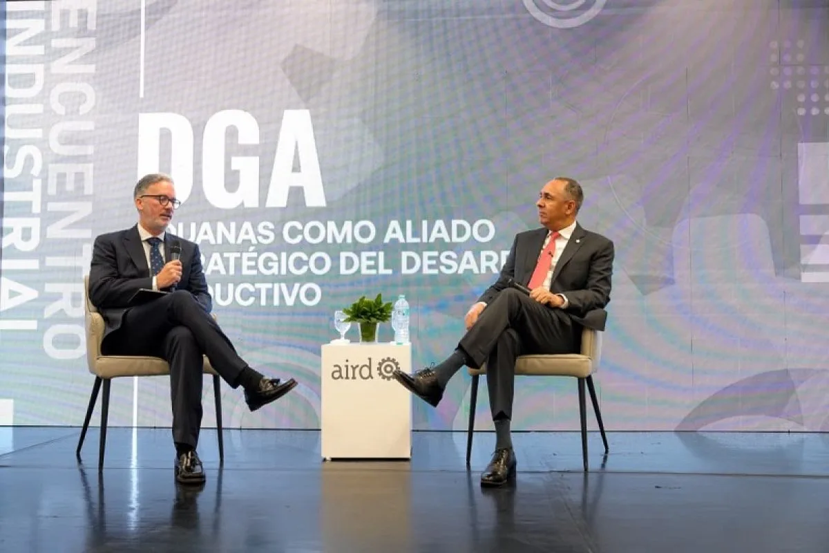AIRD destaca papel estratégico de Aduanas en competitividad nacional