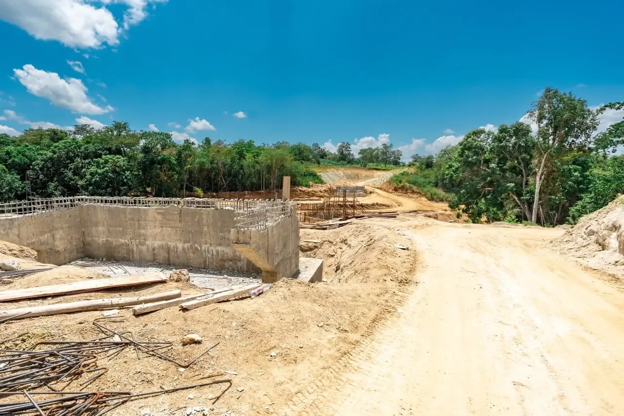Inicia construcción de 14.5 km de verja fronteriza en Jimaní para reforzar control con Haití