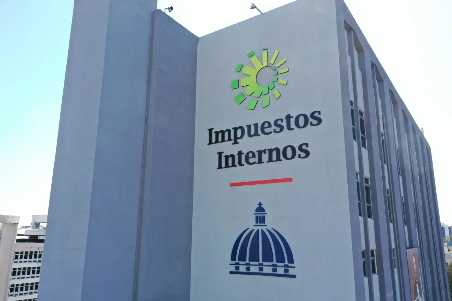 DGII confirma 100 mil contribuyentes con facturación electrónica y recuerda vencimiento de prórroga para 2026