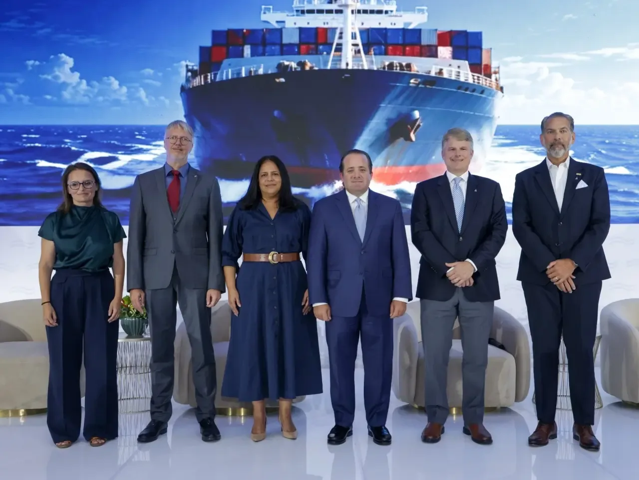 ANRD impulsa una visión marítima nacional para el crecimiento económico de RD