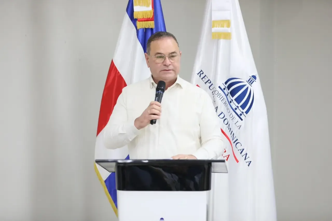 Ministro de Agricultura asegura que derogación de aranceles al arroz no abandona a productores