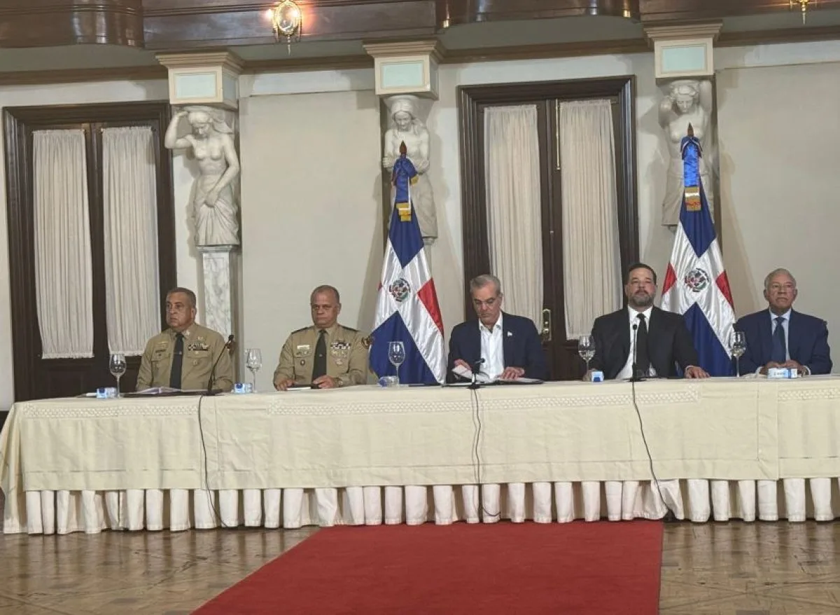 Abinader declara prioridad nacional el combate al terrorismo medioambiental