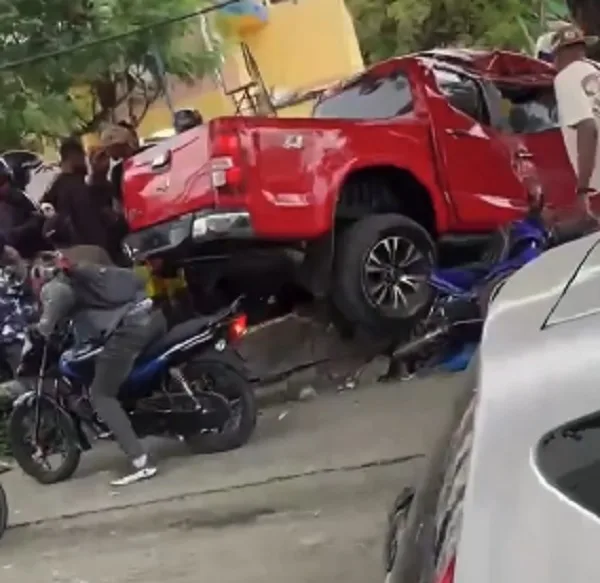 Tres personas mueren tras ser atropelladas en Los Ríos, Santo Domingo