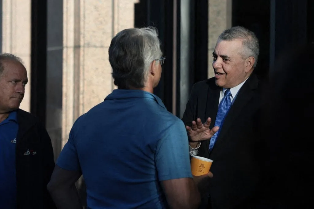 Excongresista de EE.UU. condenado a 10 años por cabildeo secreto para Maduro