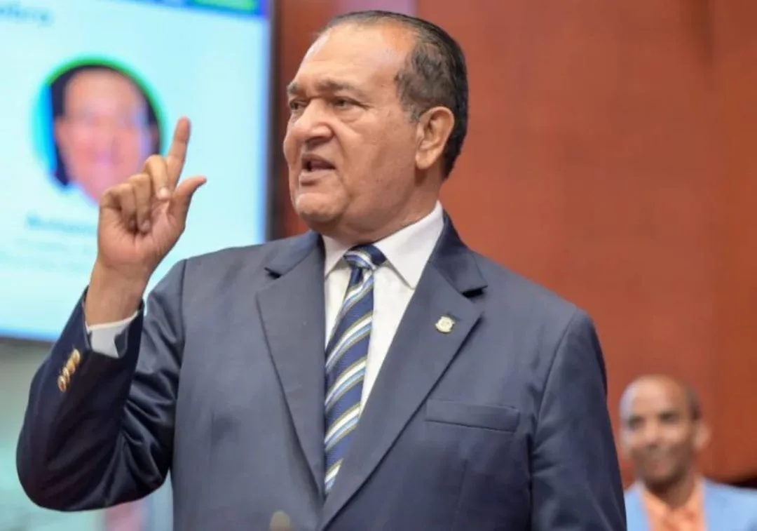 Antonio Marte propone permisos laborales temporales para haitianos y control fronterizo