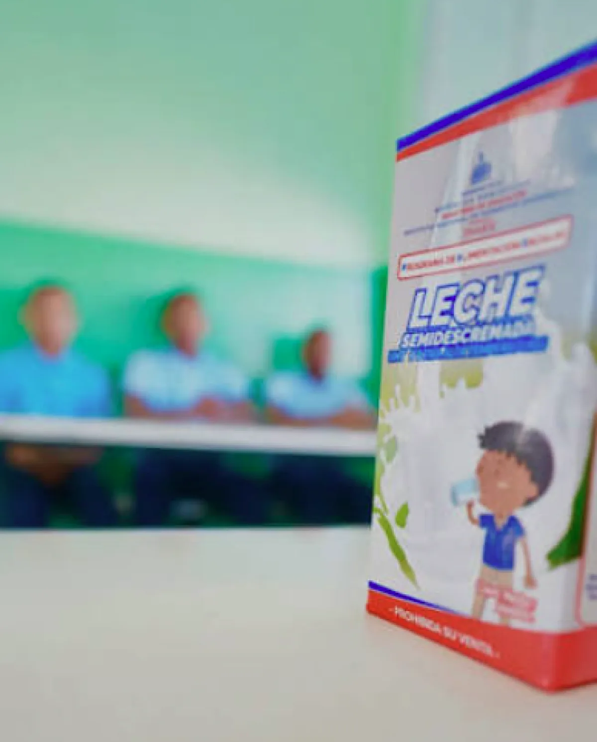 Veintidós niños intoxicados por leche escolar en Villa González