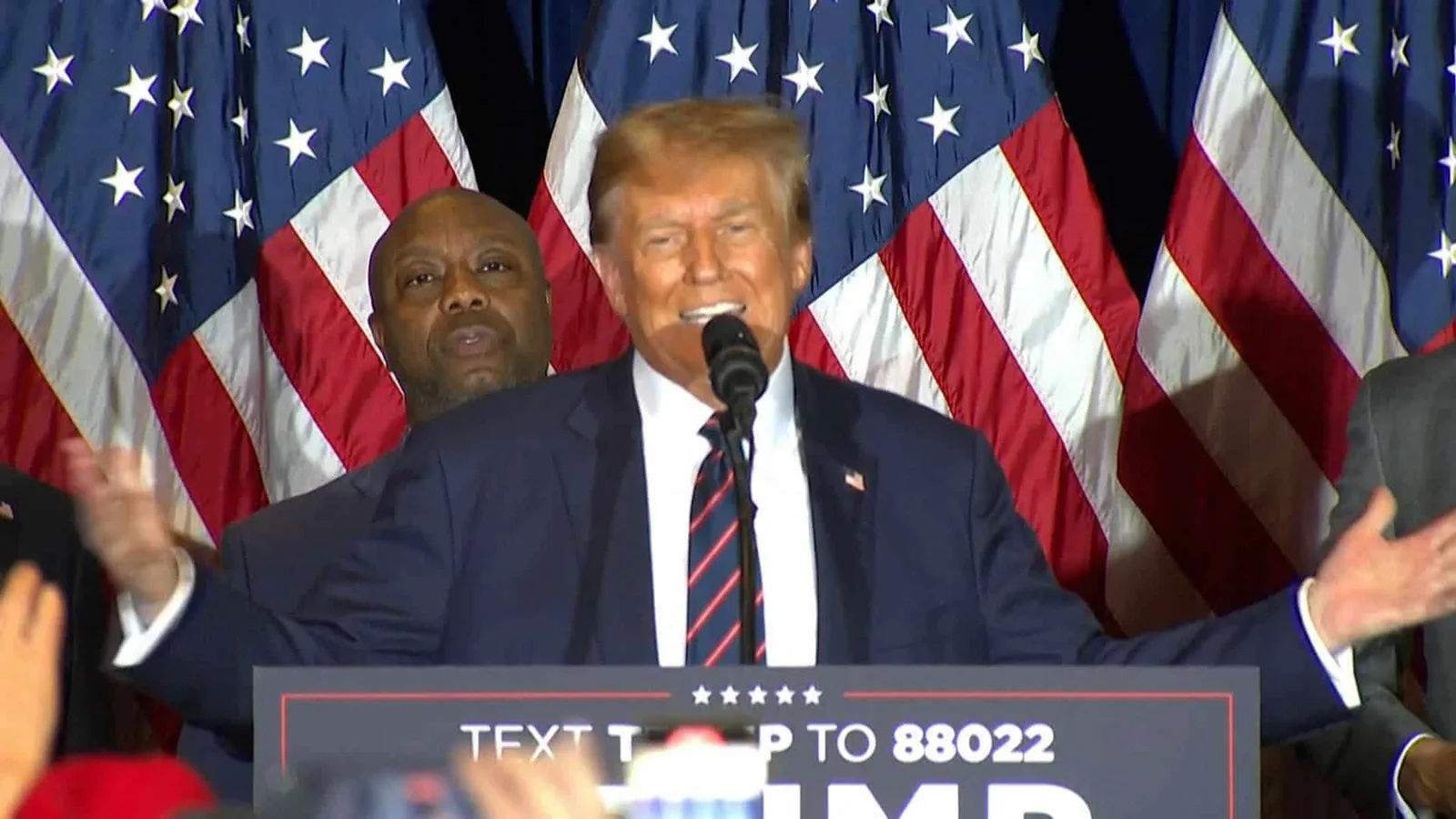 Trump gana primarias republicanas en New Hampshire y avanza hacia nominación