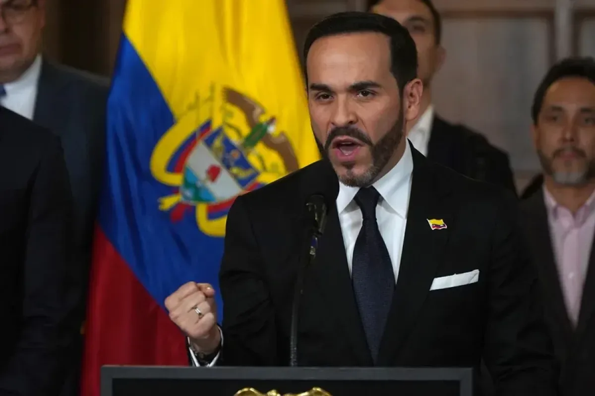 Presidente de Colombia nombra nueva cúpula militar para combatir el crimen