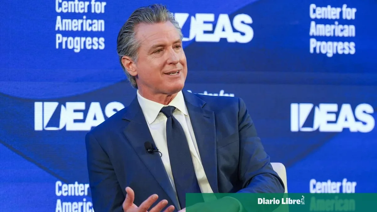 Newsom celebra fallo del Supremo que mantiene acceso al voto por correo frente a restricciones de Trump